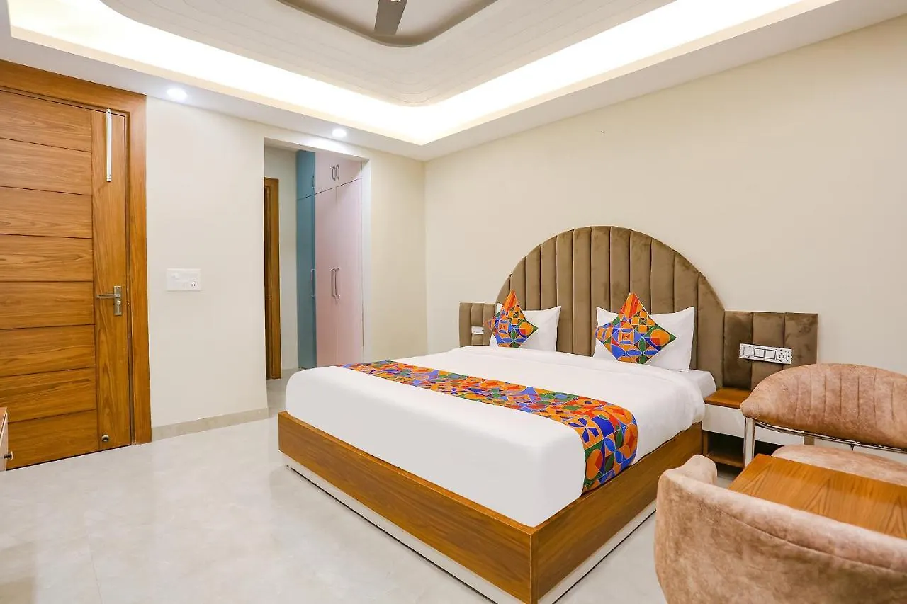Fabhotel Raahi Retreat Gurgáon Szálloda